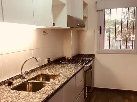 Departamento en Alquiler en Adrogue, $ 1.000.000