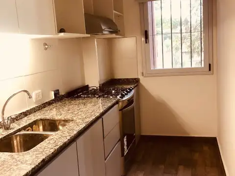 Departamento 3 ambientes con 2 baños