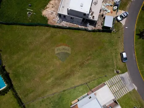 Lote Central, Barrio la Reserva de Hudson