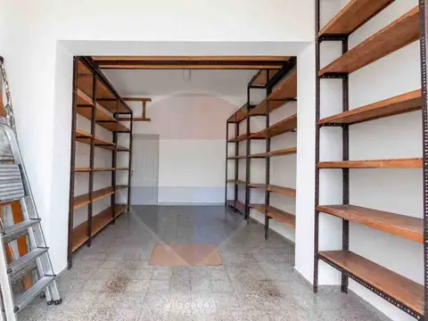 CASA TIPO PH EN VENTA CON GARAGE EN BUCEO