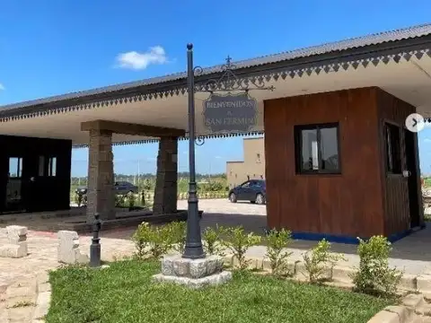 Terreno en Venta 20  mts Frente