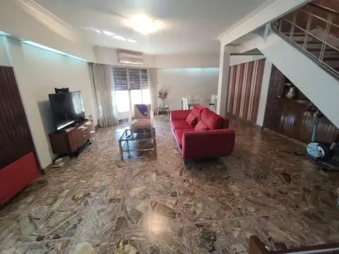 Venta - Casa - 4 Amb - Lote Propio - Terraza - Cochera - Apto Credito - Villa Riachuelo - Permuta