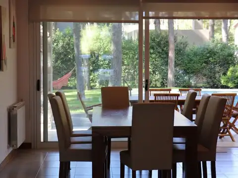 Casa en Alquiler Temporal en Pinamar, USD 3.500