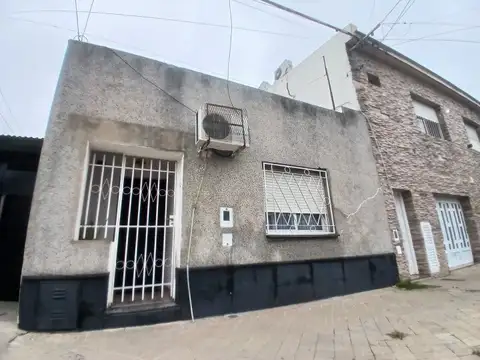 Casa en Venta en Barrio Industrial, Rosario
