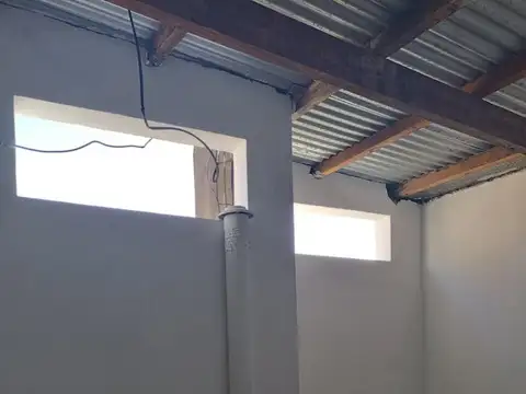 Oficina en Alquiler en Gualeguaychu, $ 350.000