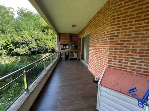 Departamento 3 ambientes con 2 baños
