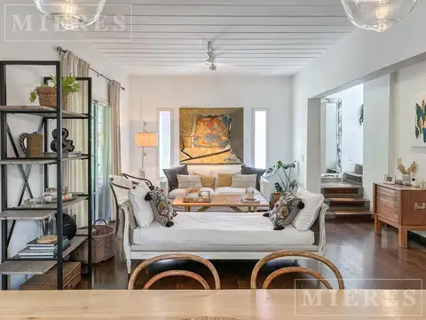 Casa en Alquiler en El Atardecer, USD 2.200