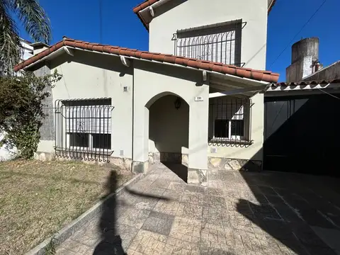 VENTA GALPÓN 260 M2 CUB. - MORÓN