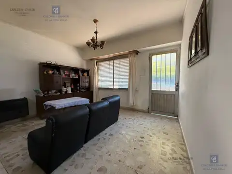 Casa 3 ambientes con 1 baño