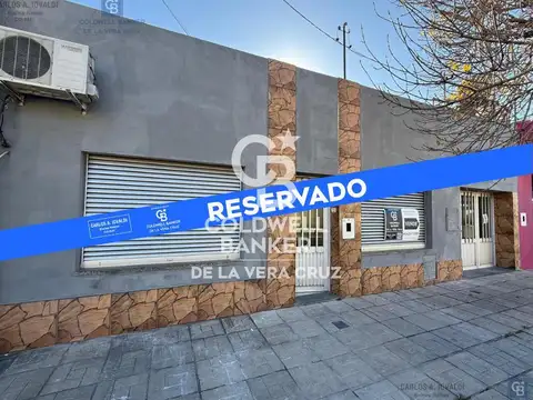 Casa de dos dormitorios y cochera