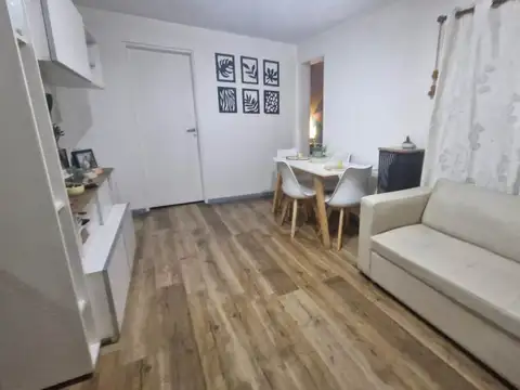 Depto Tipo Casa en Alquiler 26 años