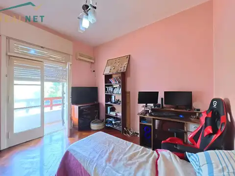 2 CASAS DE 4 AMBIENTES EN AGRONOMIA JARDIN Y QUINCHO