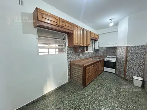 Depto Tipo Casa 4 ambientes con 2 baños