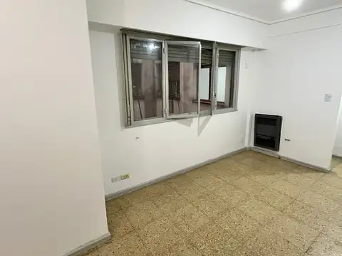 Departamento en Alquiler en Caballito Norte, $ 600.000