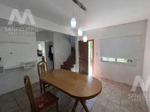 Casa 3 ambientes con 1 baño