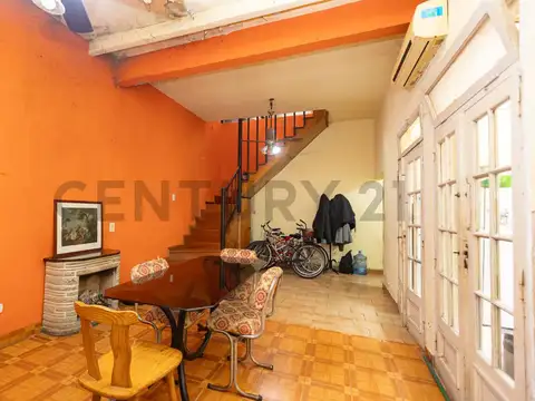 Venta PH 3 ambientes c/ patio a refaccionar - Villa Bosch