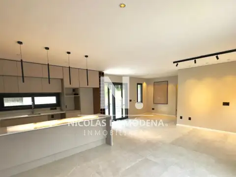 Casa en Venta en Juzgado Viejo, USD 460.000