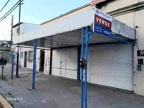 Venta local c/vivienda s/ Arieta. Excelente ubicación! Poco