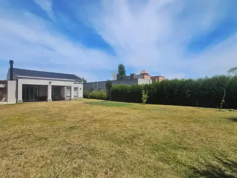 Casa en Venta en San Gabriel, USD 285.000