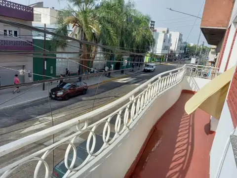 Depto Tipo Casa en Alquiler al Sur