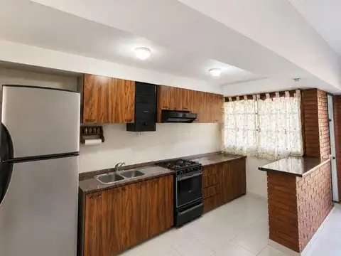 Casa en Venta en Alberdi, USD 48.000