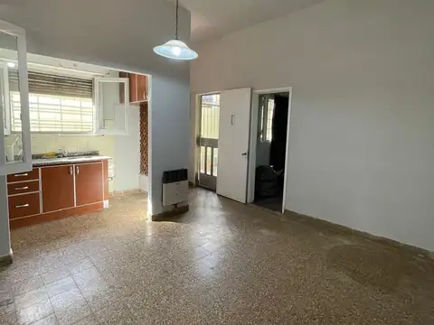 Depto Tipo Casa en Venta en Temperley, USD 68.000