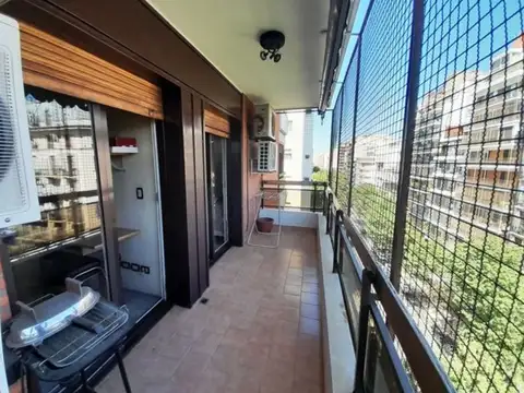 Departamento 5 ambientes con 4 baños