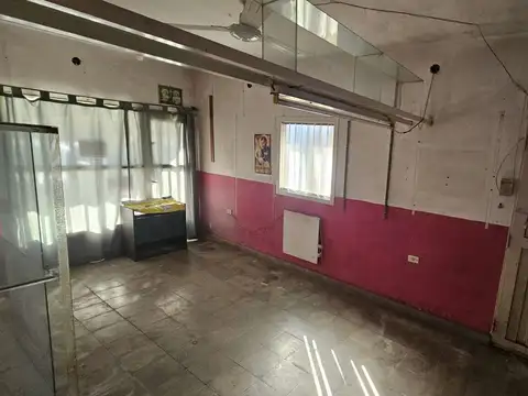 PH en venta de dos dormitorios, Los Hornos, La Plata.