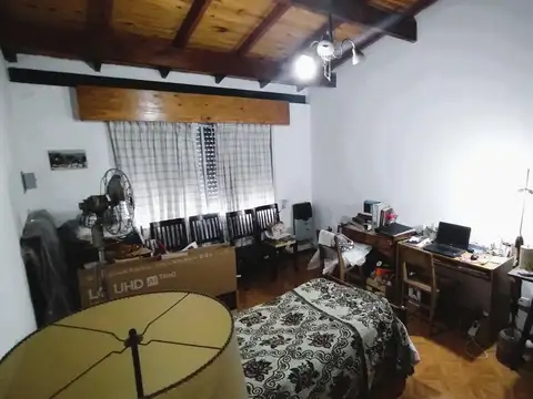 Venta - Casa en Planta Alta en Barrio Echesortu