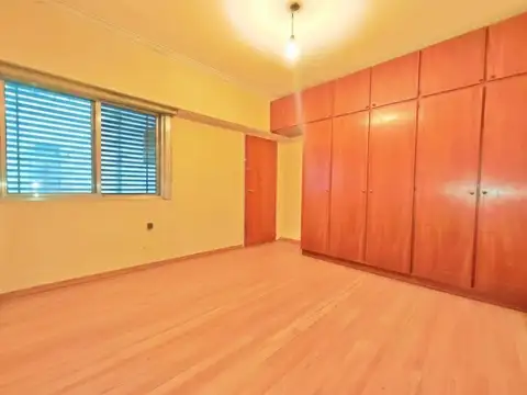 Casa 5 ambientes con 1 baño