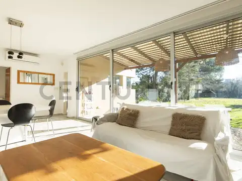 Casa en Venta en City Bell, Partido de La Plata
