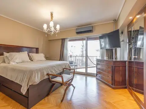 Departamento en Venta con 2 cocheras