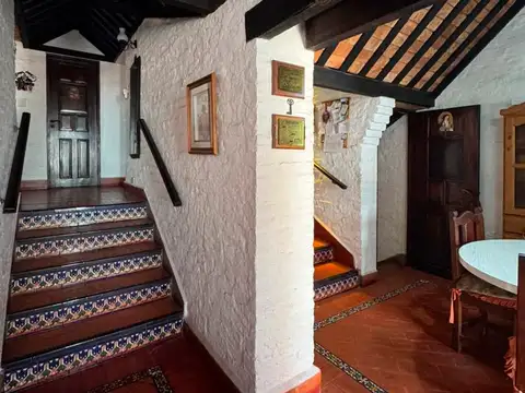 Casa 4 ambientes con 3 baños