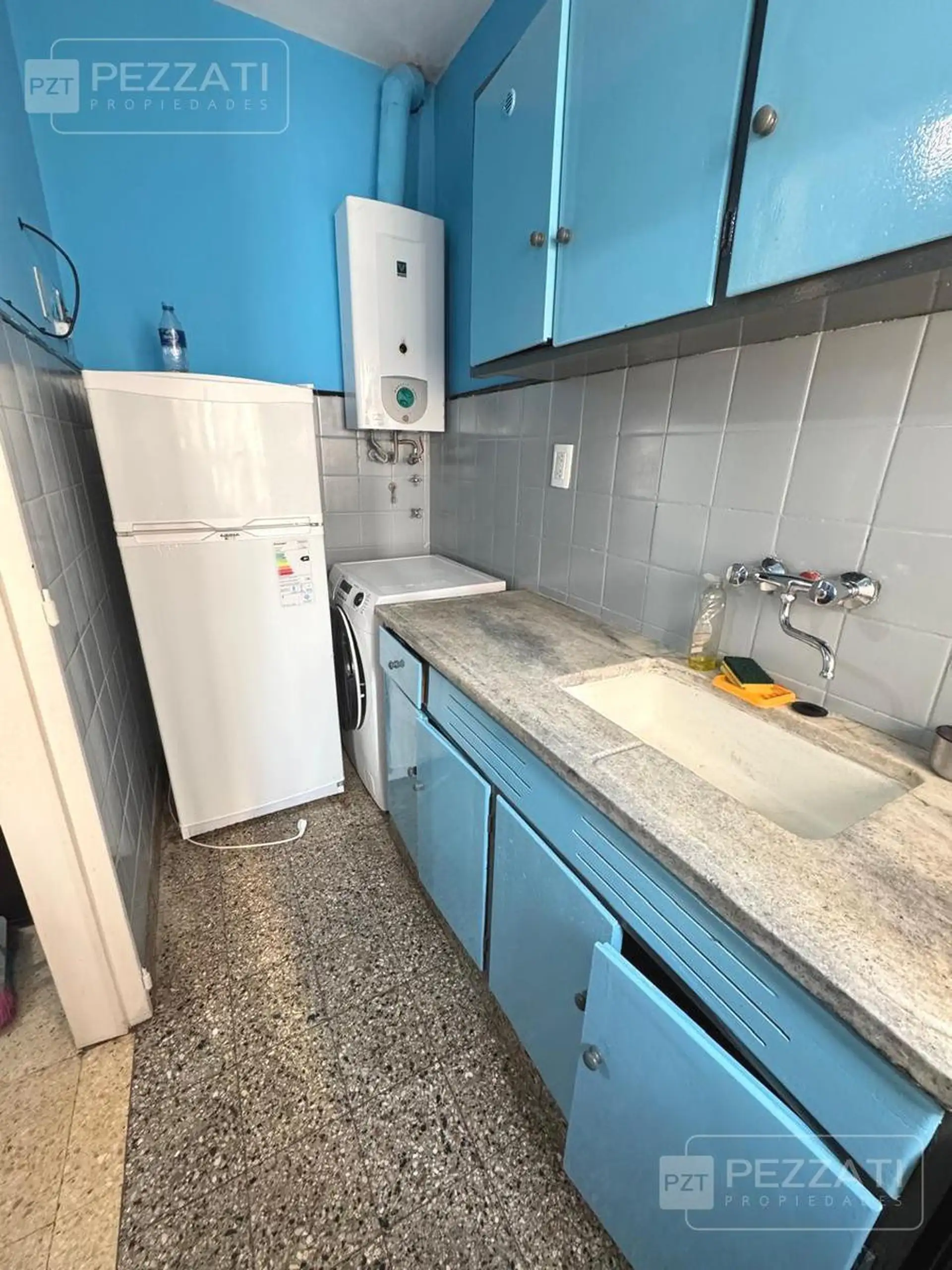Departamento 2 amb en alquiler, Plaza Colon, contrafrente luminoso