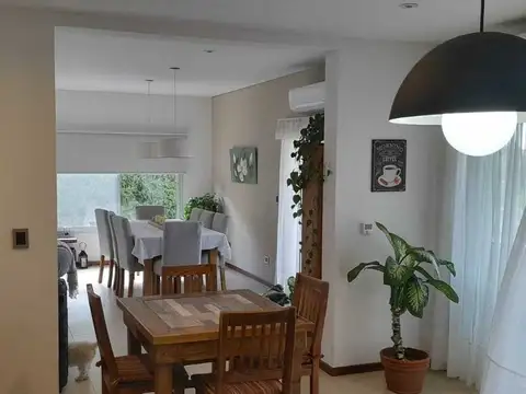 Casa en Venta en San Gabriel, USD 345.000