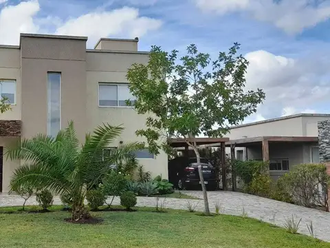 Casa  en Venta en San Gabriel, Villanueva, Tigre