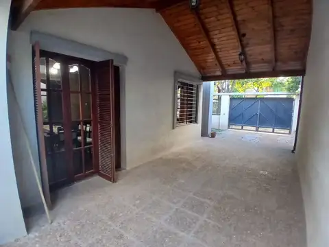 Casa en Venta con 1 cochera