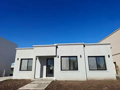 Casa en venta en Pilar del Este Santa Elisa