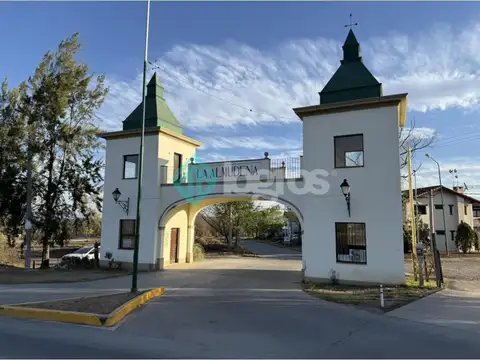 Lote en venta de 1400m2 ubicado en La Almudena