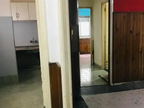 Depto Tipo Casa en Venta en Villa del Parque, USD 168.000