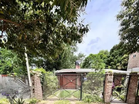 Casa en Venta con 1 cochera