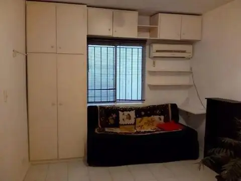 Coronel Díaz 2100, Piso 1