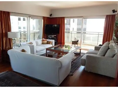 Departamento en Venta con 2 cocheras