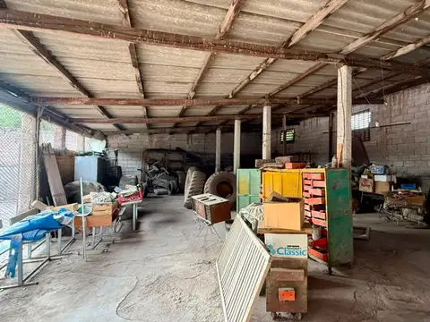 Galpon en Venta en Villa Hipódromo, USD 130.000