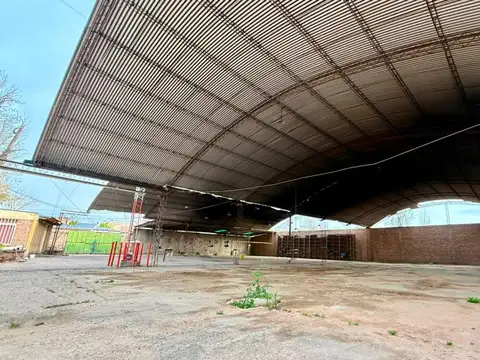 VENTA DE GALPON Y TINGLADO DE 1470M2 GODOY CRUZ