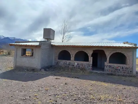 VENTA CAMPO CON CASA SAN ALBERTO USPALLATA