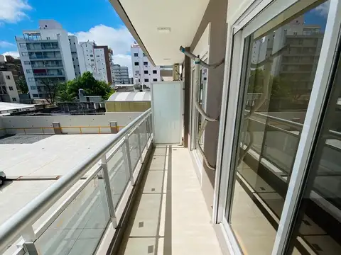 Departamento en Alquiler con 1 cocheras