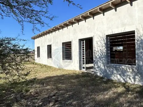 Casa a terminar con fracción de lote