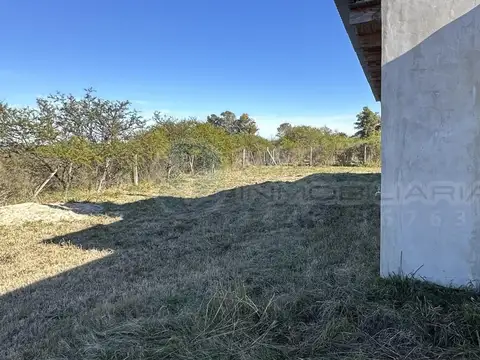 Casa a terminar con fracción de lote