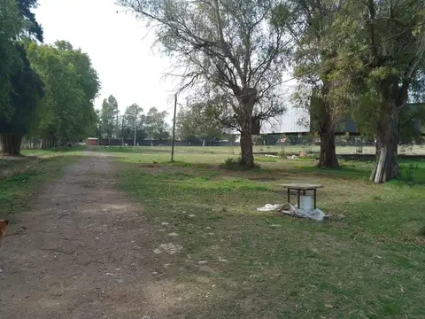 Terreno en Venta 180  mts Frente